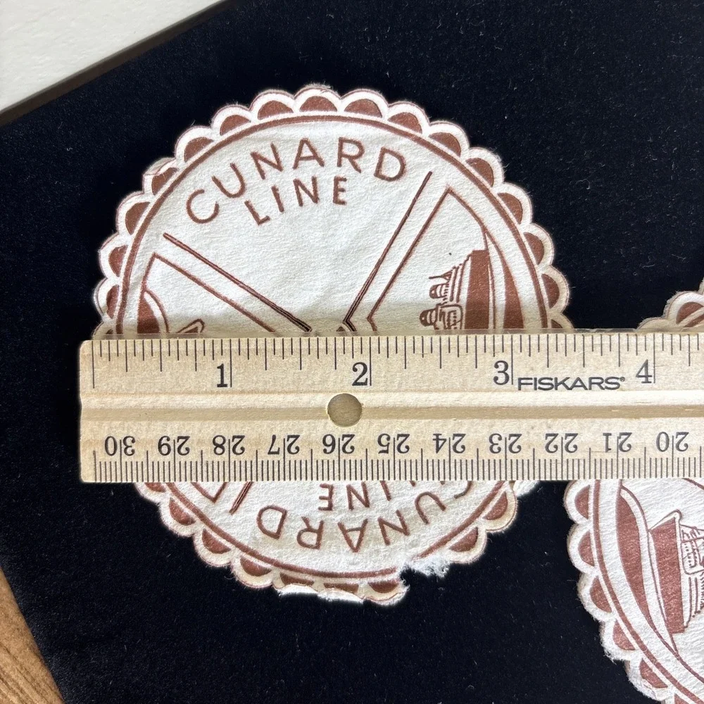 VINTAGE CUNARD LINE GENUINE ON BOARD QUEEN ELIZABETH COASTER / PLACE MATS PAPER